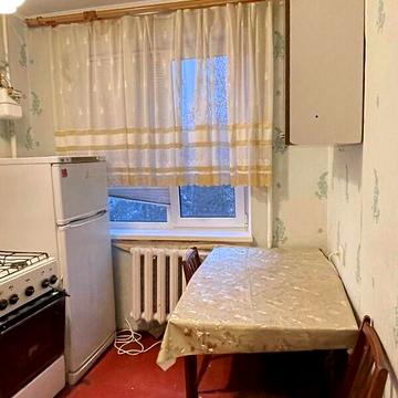 Довгострокова оренда 1к Квартира Андрія Первозванного вулиця