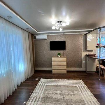 Продаж 3к Квартира Бєлінського вулиця