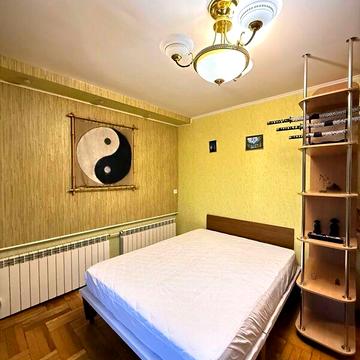 Довгострокова оренда 3к Квартира Тополина вулиця