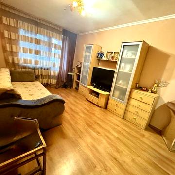 Продаю 3 кімнатну на Київській