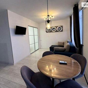 Довгострокова оренда 1к Квартира Андрія Мельника вулиця