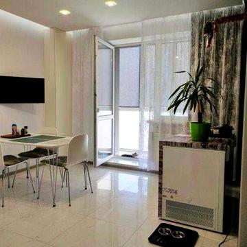 Продам  шикарную 2к квартиру в новострое на Роганском массиве