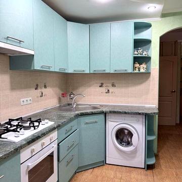 Здам 2 кімнатну в центрі