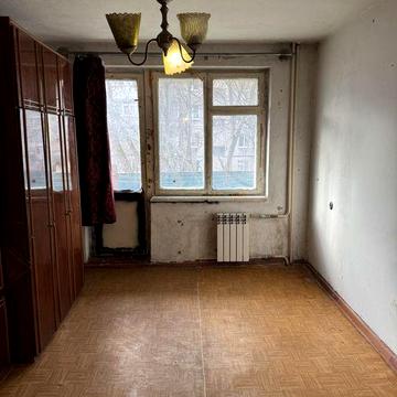 Продам 2 кімнатну квартиру , Раківка  .