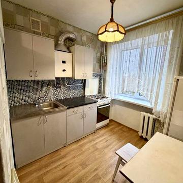 Оренда 1к Виставка Перемоги