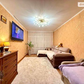 Продаж 3к Квартира Космонавтів проспект