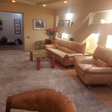 Сдам 3 ком.кв. в тихом, спокойном районе..