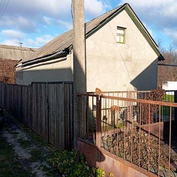 Продам дачний будинок