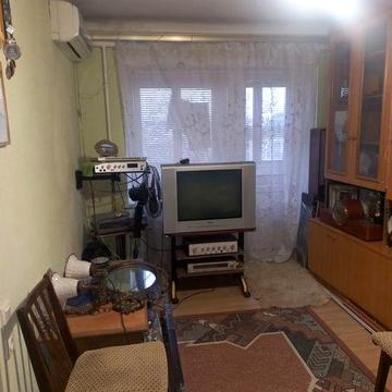 Продам однокімнатну  квартиру  з АО газ .В центрі міста.