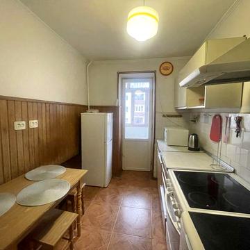 Оренда 2 кімн.квартири на Дружбі вул.Карпенка