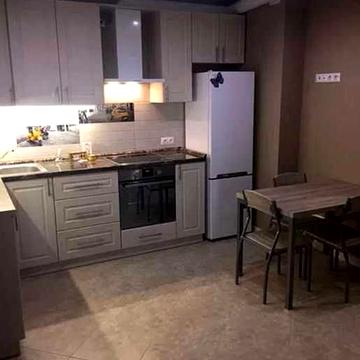 Квартира в оренду на вул. Михайла Максимовича 3Д