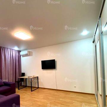 Однокомнатная квартира в ЖК Рогатинский."метро Центральный рынок"