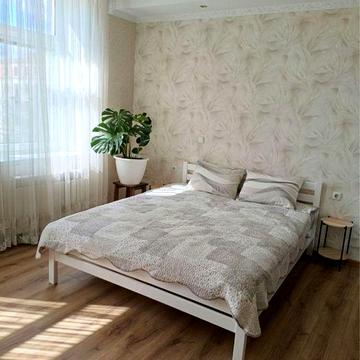 Здається 2к квартира в центрі міста