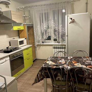 Продам 3х комнатная квартира Победа-5(Бульвар). 52000ус.ед.