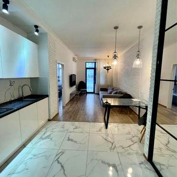 Аренда 10 фонтана ЖК Санторини балкон