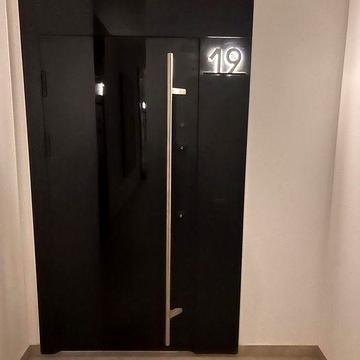 Квартира в м. Тячів  92 квадрати  площа .