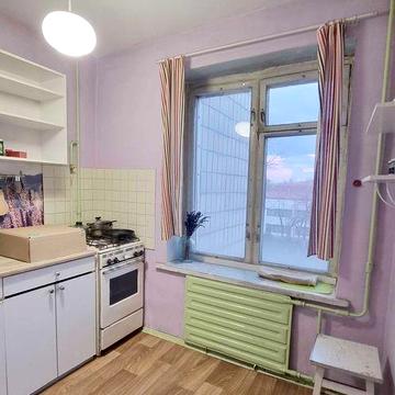 м Ченрнігівська, м Дарниця, 1-на квартира, вул. Мілютенка, 3