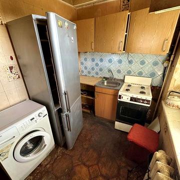 Продається 3-и кімнатна квартира по вул. Ореста Левицького