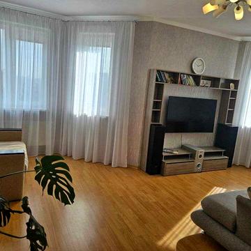 ЦІНУ ЗНИЖЕНО! пр.Комарова,26 Любомира Гузара Продам 1-кімнатну 52кв.м. ЖК Авіатор