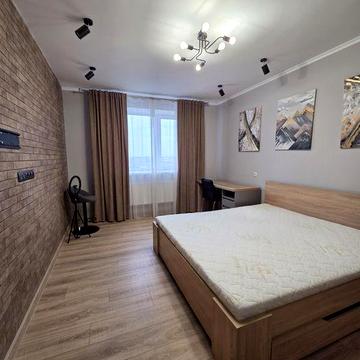 Оренда дуже гарної 1кім кв в новобудові р-н бл. Замостя в. Янгеля