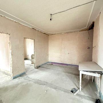 ПРОДАЖ 3 кімнатної квартири в Центрі міста