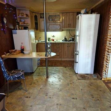 Продам половину будинку центр м. Чуднів