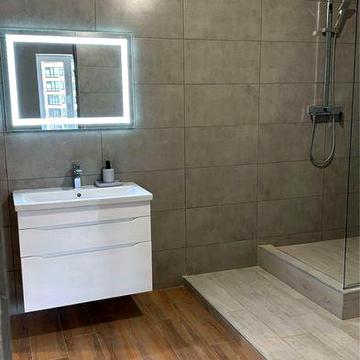 Квартира 2 кімнати кухня-студія Белова