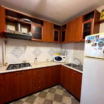 Здам 1 к/к  з чудовим  краєвидом на річку