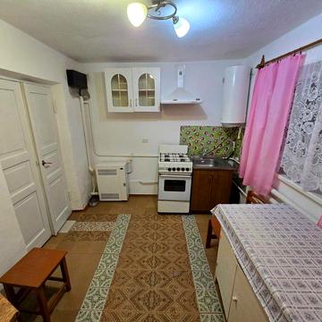 Здається 2-к.времянка по пров. Прибузький в р-ні Сабарова,читайте опис