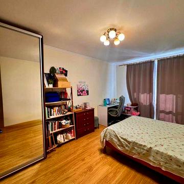 ПРОДАМ 3-х ком. квартиру //на ул. Бреуса// Хаджибеевский р-н