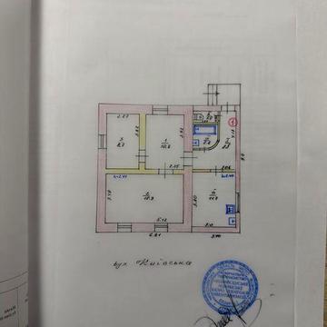 Продається будинок в центрі міста біля автовокзалу