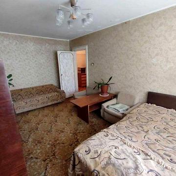 Сдам на длительный период для семьи (м/ж, 1-2 реб.) 2-комнатн.квартиру