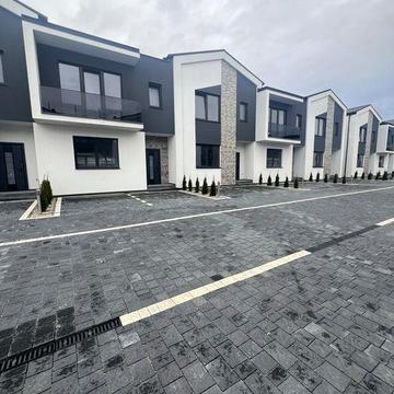 Продаж сучасного таунхаусу