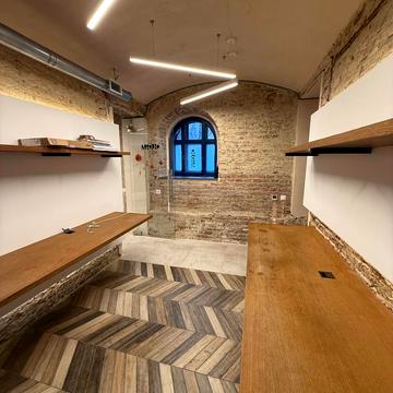 Героїв Майдану вул. (Гвардійська), 28