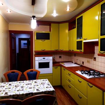 Сдам 2х ком квартиру Днепродорога / Заболотного -газ