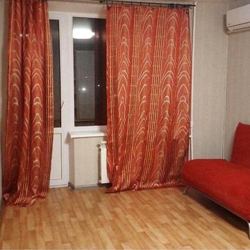 Оренда 1-к, Дніпровський район, метро Лівобережна, пр. Павла Тичини 9а