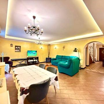 Продам будинок таунхаус 310 м2 с. Красилівка вулиця Європейська 13/1