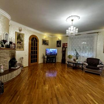 Будинок 550м2 на набережній