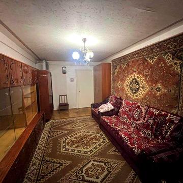 Затишна 2-кімнатна квартира по пр-т Леся Курбаса, 1А