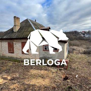 Продаж будинку біля лісу