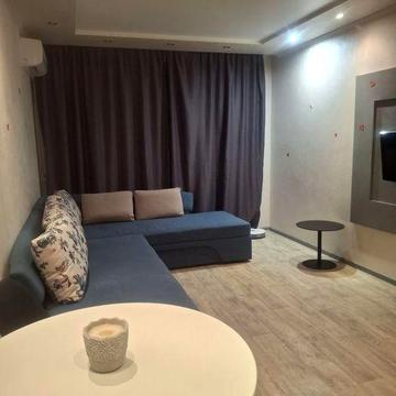 Здається 2  кімнатна квартира.