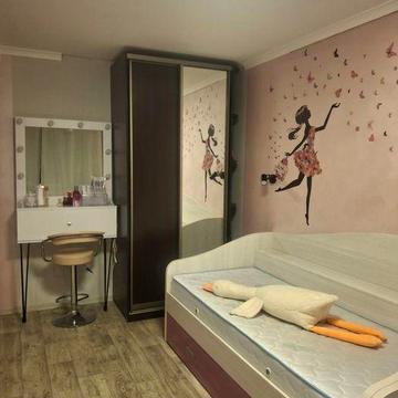 Здається 2  кімнатна квартира.