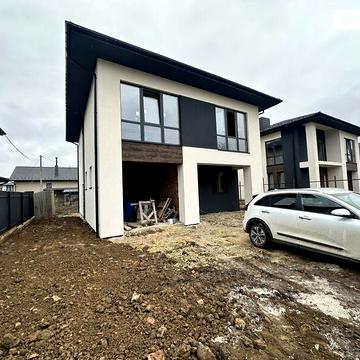 Продаж 4к Дім Садова вулиця