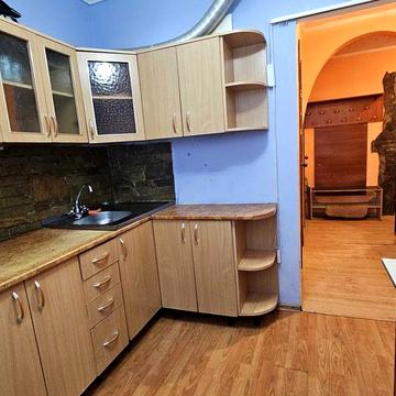 АВТОНОМНА 2кім.кв в р-ні ПЗР з меблями та технікою.