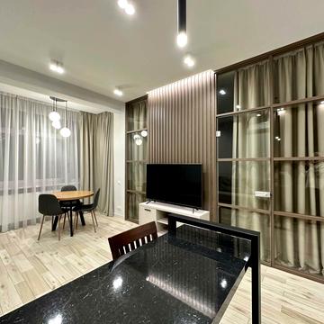 Лесі Українки бульв., 7-Б