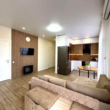 Продаж одноповерхового дуплексу з ремонтом та меблями | Стоянка