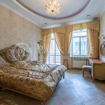 Майдан Мала Житомирська, 5,  Царський будинок