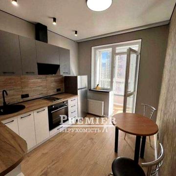 Шикарная квартира в новом сданном доме на Таирова