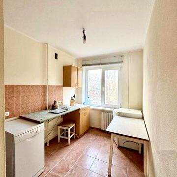 Продам 2к квартиру ул.Запорожское шоссе 19