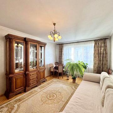 3-х кімнатна квартира по вул. Героїв УПА, район Софіївка біля ТЦ Велес